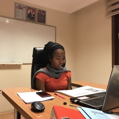 Alanında profesyonel İngilizce öğretmenlerimiz ile eğitiminizi online internet  - Shared on MyECO Official 23 January 2019, Wednesday 11:26.