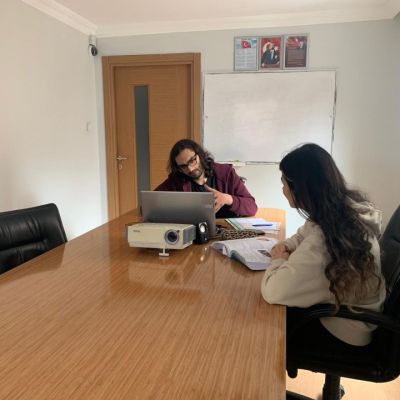 Kabin Memuru olmak isteyen adaylar için başarıya götürecek  - Shared on Candelas Eğitim 10 January 2023, Tuesday 14:19.